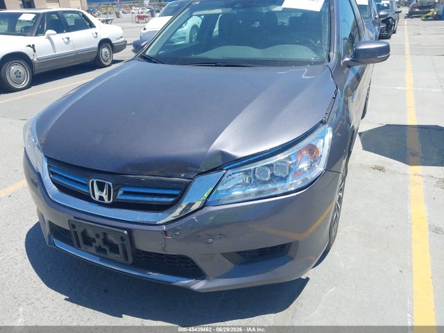 1HGCR6F76FA004004 Honda Accord Hybrid Touring