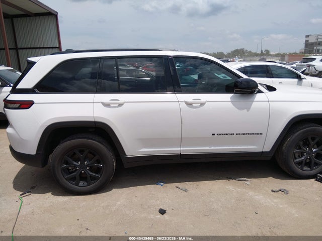 Продажа на аукционе авто 2024 Jeep Grand Cherokee Altitude 4x2, vin: 1C4RJGAG1RC248276, номер лота: 45439469