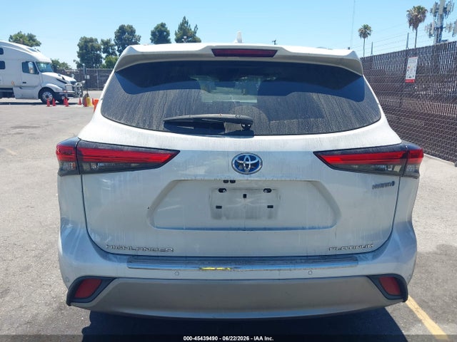 Toyota Highlander Hybrid Platinum 2021 5TDEBRCH7MS022084 Image 16