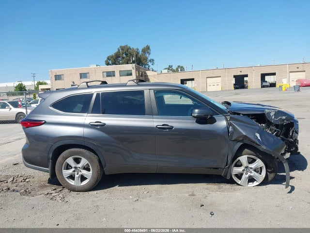 Toyota Highlander Le 2023 5TDKDRAH1PS032050 Image 13