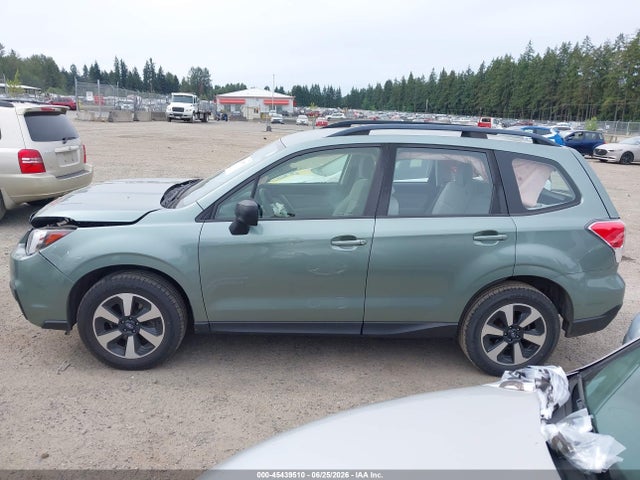 45439510 :رقم المزاد ، JF2SJABC8HH585122 vin ، 2017 Subaru Forester 2.5i مزاد بيع