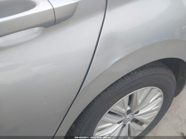 Продаж на аукціоні авто 2019 Volkswagen Jetta 1.4t R-line/1.4t S/1.4t Se, vin: 3VWCB7BU9KM217334, номер лоту: 45439511