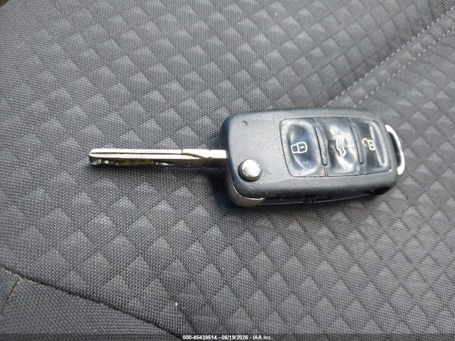 Продаж на аукціоні авто 2015 Volkswagen Jetta 2.0l S, vin: 3VW2K7AJ9FM252433, номер лоту: 45439514
