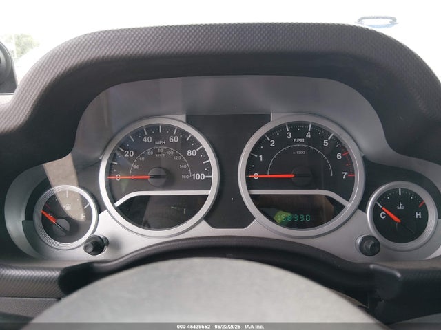 2010 Jeep Wrangler Unlimited Sport მანქანა იყიდება აუქციონზე, vin: 1J4BB3H12AL138277, აუქციონის ნომერი: 45439552