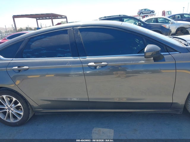 Ford FUSION SE 2019 3FA6P0HD3KR115312 Image 13