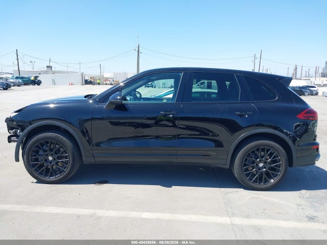 Porsche Cayenne 2018 WP1AA2A24JKA05736 Image 15