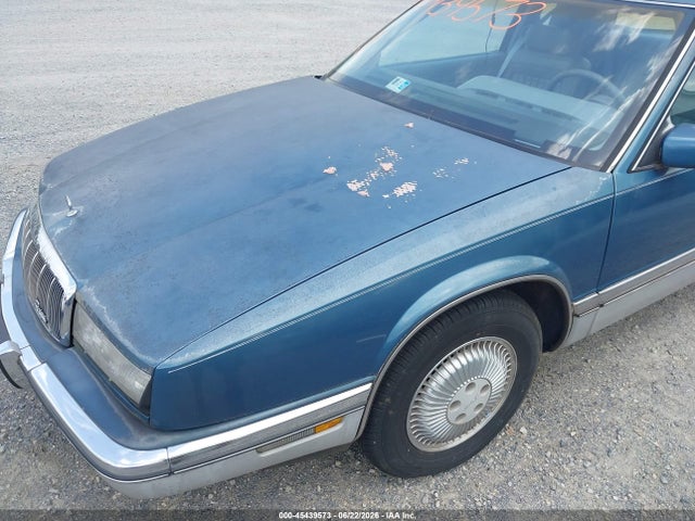 45439573 :رقم المزاد ، 1G4EZ13L7MU404978 vin ، 1991 Buick Riviera مزاد بيع