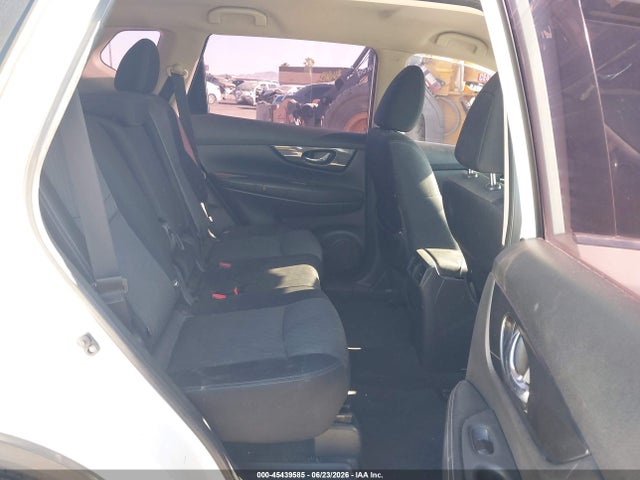 Nissan ROGUE S 2017 JN8AT2MT7HW135873 Image 8