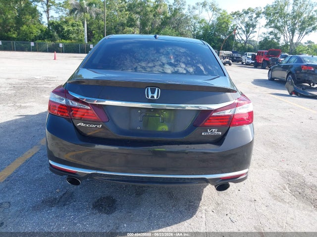 Auction sale of the 2017 Honda Accord Touring V6, vin: 1HGCR3F90HA005443, lot number: 45439588