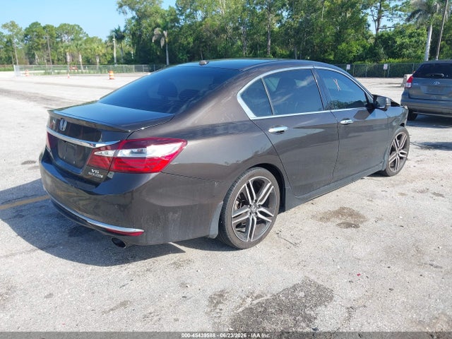45439588 :رقم المزاد ، 1HGCR3F90HA005443 vin ، 2017 Honda Accord Touring V6 مزاد بيع