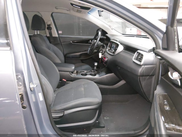 2019 Kia Sorento 3.3l S მანქანა იყიდება აუქციონზე, vin: 5XYPG4A58KG608583, აუქციონის ნომერი: 45439608