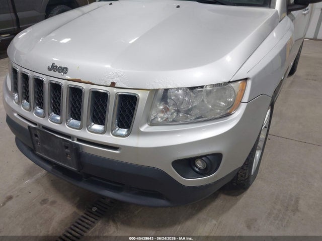 45439643 :رقم المزاد ، 1J4NF1FB6BD276191 vin ، 2011 Jeep Compass مزاد بيع