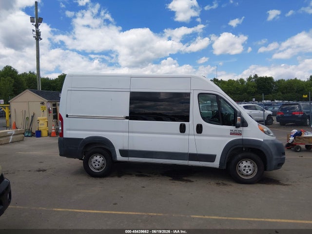 45439662 :رقم المزاد ، 3C6TRVCD5FE509734 vin ، 2015 Ram Promaster 2500 High Roof مزاد بيع