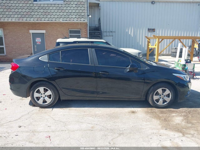 45439663 :رقم المزاد ، 1G1BC5SM6H7250898 vin ، 2017 Chevrolet Cruze Ls Auto مزاد بيع
