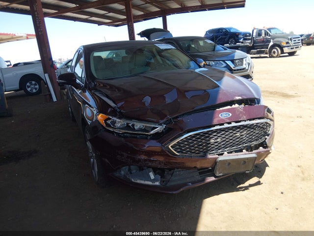 3FA6P0D98HR267130 Ford Fusion Platinum/titanium