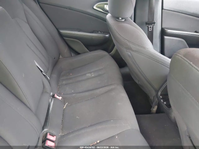 Продажа на аукционе авто 2016 Chrysler 200 Limited, vin: 1C3CCCAB3GN144987, номер лота: 45439782