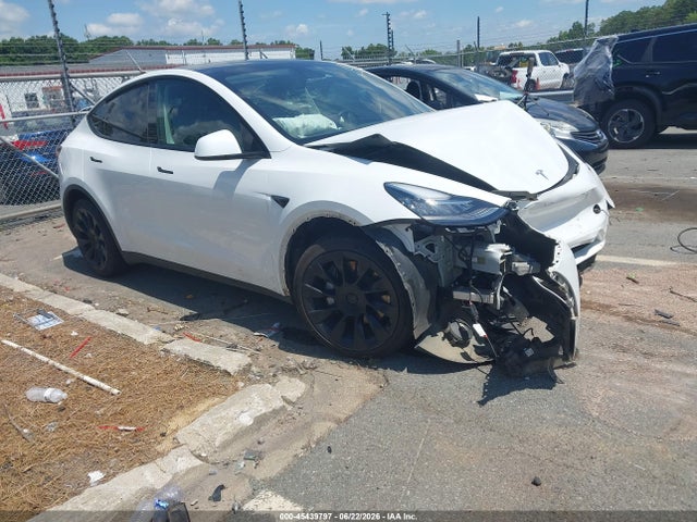 Продажа на аукционе авто 2023 Tesla Model Y Awd/long Range Dual Motor All-wheel Drive, vin: 7SAYGDEE0PA042254, номер лота: 45439797