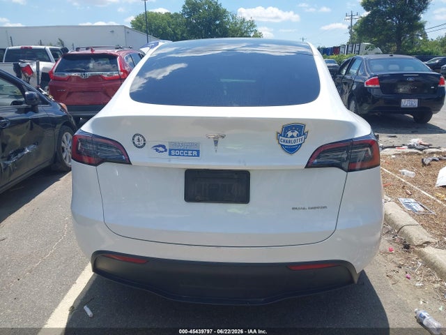 Продажа на аукционе авто 2023 Tesla Model Y Awd/long Range Dual Motor All-wheel Drive, vin: 7SAYGDEE0PA042254, номер лота: 45439797
