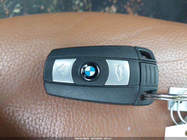 2008 Bmw 328i მანქანა იყიდება აუქციონზე, vin: WBAWL13528PX21578, აუქციონის ნომერი: 45439802