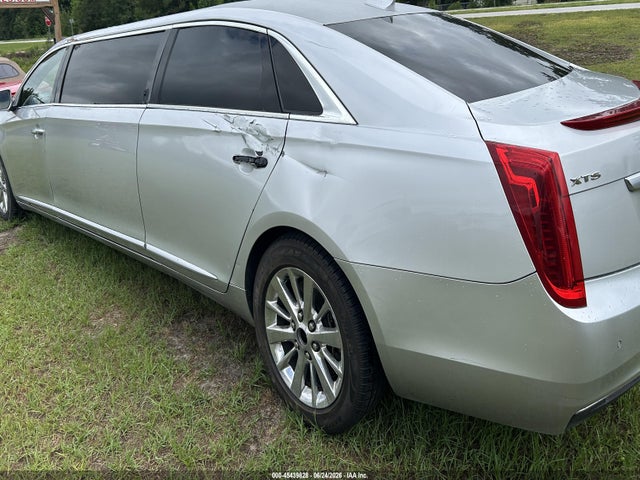 2017 Cadillac Xts V4u Coachbuilder Limousine მანქანა იყიდება აუქციონზე, vin: 2GEXG6U30H9550146, აუქციონის ნომერი: 45439828