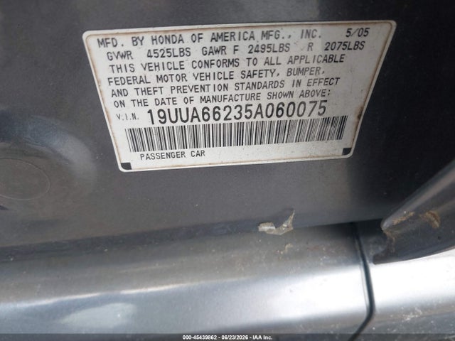 45439862 :رقم المزاد ، 19UUA66235A060075 vin ، 2005 Acura Tl مزاد بيع