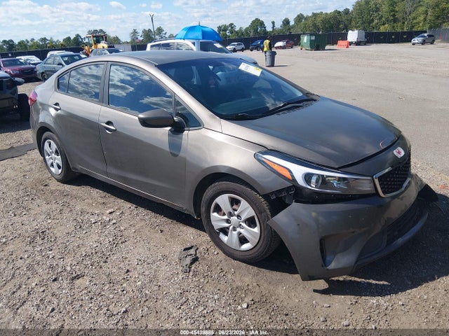 2017 Kia Forte Lx მანქანა იყიდება აუქციონზე, vin: 3KPFK4A75HE064996, აუქციონის ნომერი: 45439885