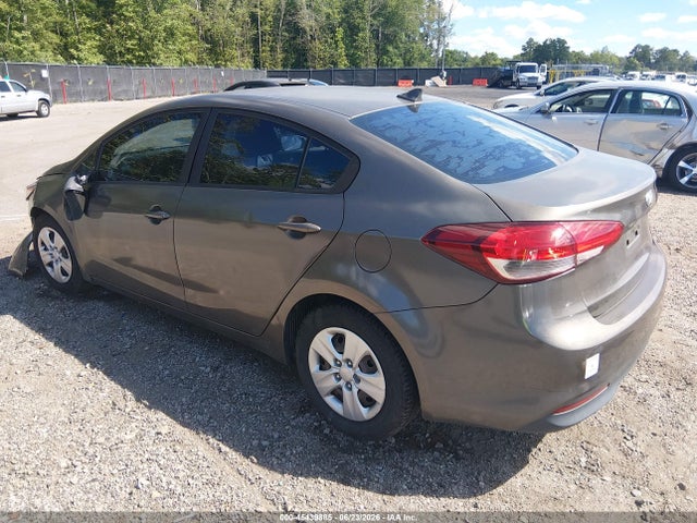 45439885 :رقم المزاد ، 3KPFK4A75HE064996 vin ، 2017 Kia Forte Lx مزاد بيع