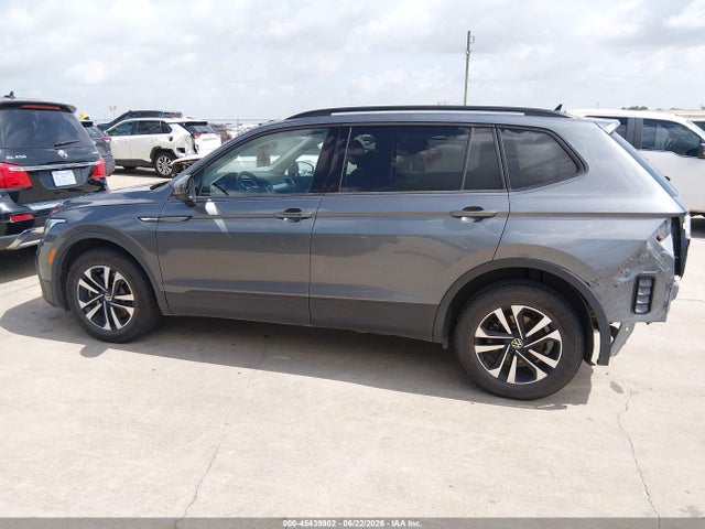 3VVRB7AX9RM036089 Volkswagen Tiguan 2.0t S
