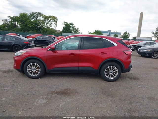 45439980 :رقم المزاد ، 1FMCU0G63LUA90863 vin ، 2020 Ford Escape Se مزاد بيع