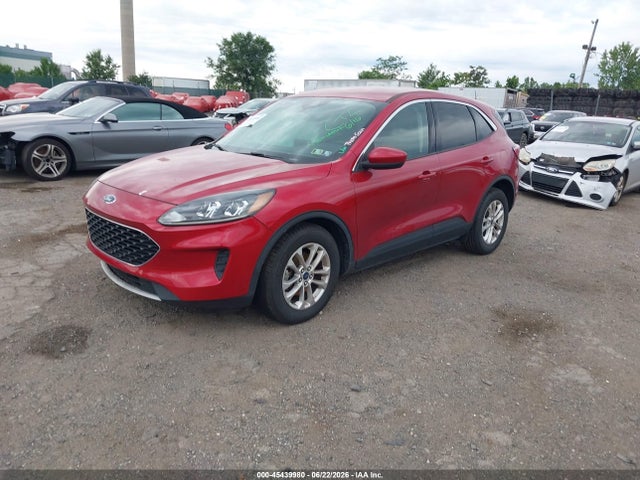 45439980 :رقم المزاد ، 1FMCU0G63LUA90863 vin ، 2020 Ford Escape Se مزاد بيع