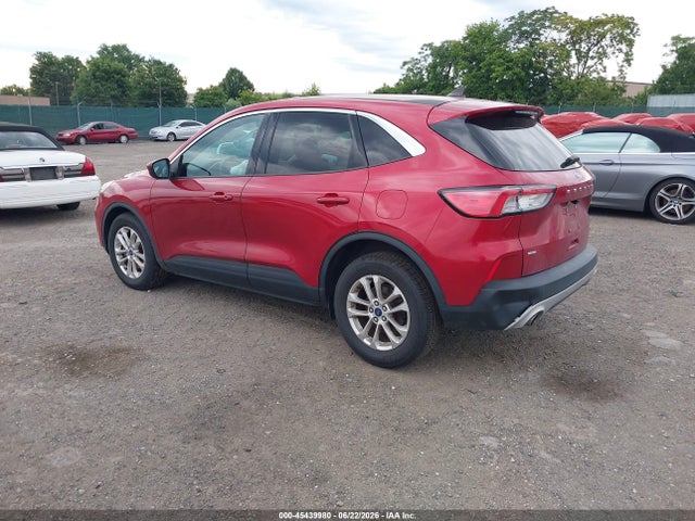 45439980 :رقم المزاد ، 1FMCU0G63LUA90863 vin ، 2020 Ford Escape Se مزاد بيع