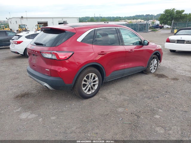 45439980 :رقم المزاد ، 1FMCU0G63LUA90863 vin ، 2020 Ford Escape Se مزاد بيع