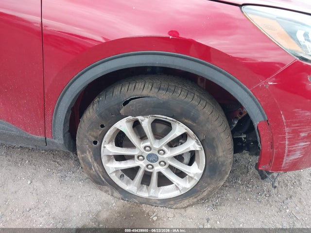 45439980 :رقم المزاد ، 1FMCU0G63LUA90863 vin ، 2020 Ford Escape Se مزاد بيع