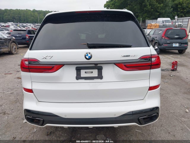 45440011 :رقم المزاد ، 5UXCW2C05N9K22960 vin ، 2022 Bmw X7 Xdrive40i مزاد بيع