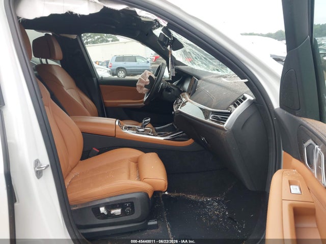 45440011 :رقم المزاد ، 5UXCW2C05N9K22960 vin ، 2022 Bmw X7 Xdrive40i مزاد بيع