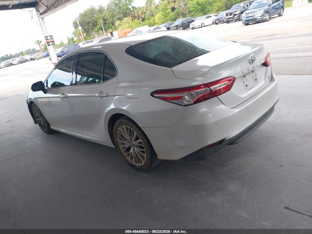 45440023 :رقم المزاد ، 4T1B11HKXJU152844 vin ، 2018 Toyota Camry Xle مزاد بيع