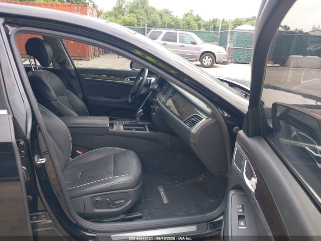 45440121 :رقم المزاد ، KMHGN4JE2FU016957 vin ، 2015 Hyundai Genesis 3.8 مزاد بيع