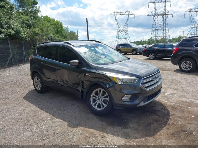 1FMCU9GD3HUB03668 Ford ESCAPE SE