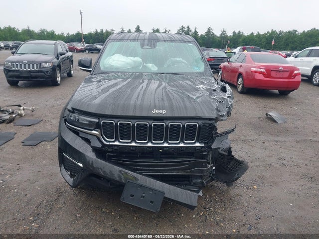 Продажа на аукционе авто 2024 Jeep Grand Cherokee Limited 4x4, vin: 1C4RJHBG5R8924008, номер лота: 45440169
