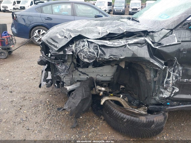 Продажа на аукционе авто 2024 Jeep Grand Cherokee Limited 4x4, vin: 1C4RJHBG5R8924008, номер лота: 45440169