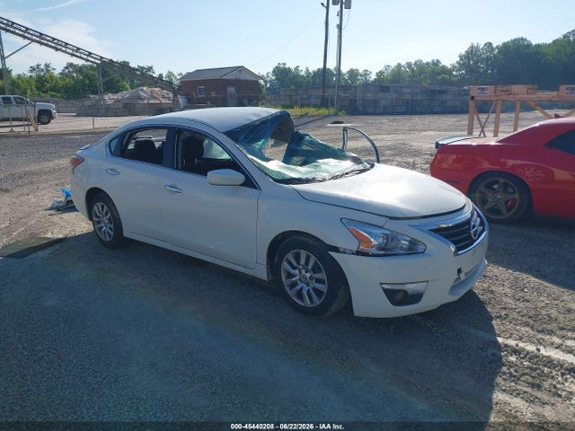 2015 Nissan Altima 2.5/2.5 S/2.5 Sl/2.5 Sv მანქანა იყიდება აუქციონზე, vin: 1N4AL3AP6FC288905, აუქციონის ნომერი: 45440208