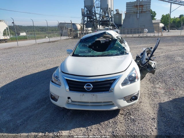 2015 Nissan Altima 2.5/2.5 S/2.5 Sl/2.5 Sv მანქანა იყიდება აუქციონზე, vin: 1N4AL3AP6FC288905, აუქციონის ნომერი: 45440208