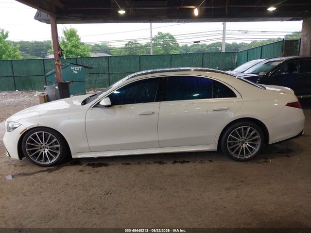 W1K6G6DB2NA157752 Mercedes-Benz S 500 4matic