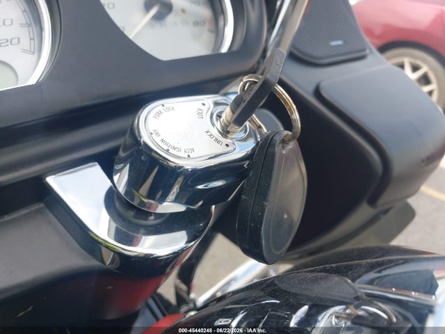 Harley-Davidson Fltrx Road Glide 2018 1HD1KHC17JB664544 Image 11