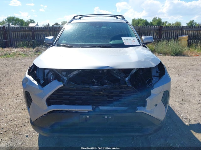 Toyota Rav4 Xle 2025 2T3P1RFV6SW597625 Image 13