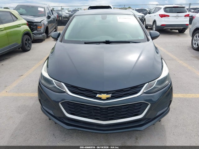 Chevrolet Cruze Lt Auto 2018 1G1BE5SM4J7155014 Image 17