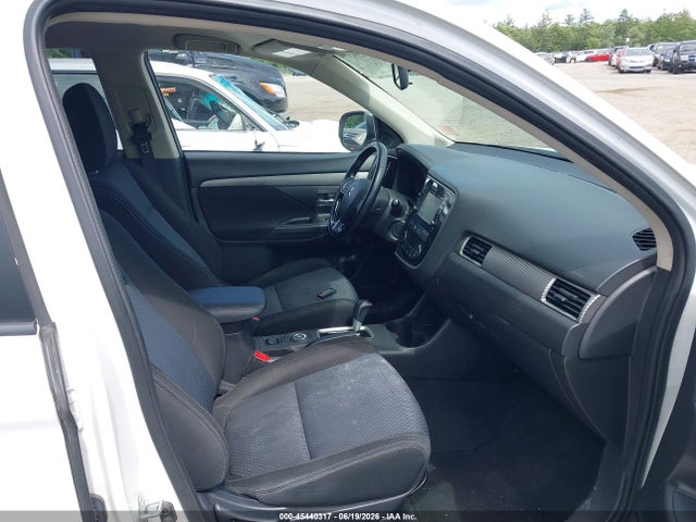 Mitsubishi Outlander Se 2016 JA4AZ3A33GZ023468 Image 5