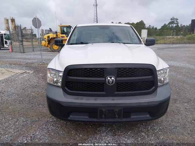 2018 Ram 1500 Tradesman  4x2 5'7 Box მანქანა იყიდება აუქციონზე, vin: 1C6RR6KG2JS322307, აუქციონის ნომერი: 45440318