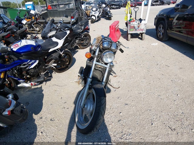 1994 Honda Vf750 C მანქანა იყიდება აუქციონზე, vin: JH2RC4305RM004740, აუქციონის ნომერი: 45440364