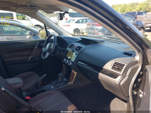 Subaru Forester 2.5i Touring 2017 JF2SJAWC5HH548989 Image 5